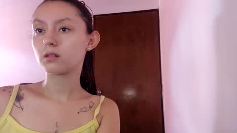 Snapshot of isis1012 chatting on September 8, 2025, 5:23 pm isa online show from September 8, 2025, 5:23 pm