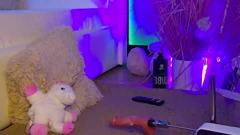 Isis online show from November 27, 2025, 3:25 pm