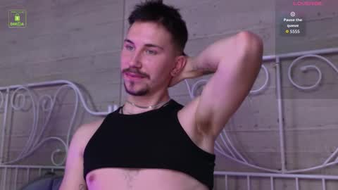 Snapshot of iskellaevans chatting on November 15, 2025, 3:52 pm Iskella online show from November 15, 2025, 3:52 pm