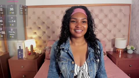 Snapshot of isla_scott chatting on February 2, 2025, 11:08 am Vanessa online show from February 2, 2025, 11:08 am