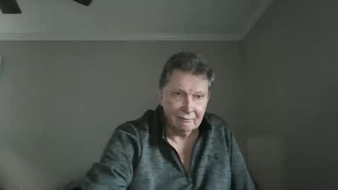 Snapshot of island625103 chatting on March 17, 2026, 10:35 pm island625103 online show from March 17, 2026, 10:35 pm