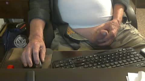 Snapshot of islandduke chatting on July 6, 2026, 1:08 pm Duke online show from July 6, 2026, 1:08 pm