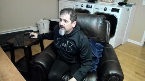 Snapshot of islandguy70 chatting on February 5, 2026, 10:36 pm Jim online show from February 5, 2026, 10:36 pm