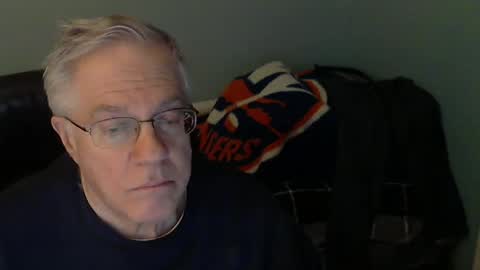 Snapshot of islesman22 chatting on February 14, 2025, 2:07 am islesman22 online show from February 14, 2025, 2:07 am