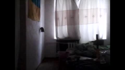 Snapshot of isnuiu chatting on January 11, 2026, 1:27 pm GayOrgy online show from January 11, 2026, 1:27 pm