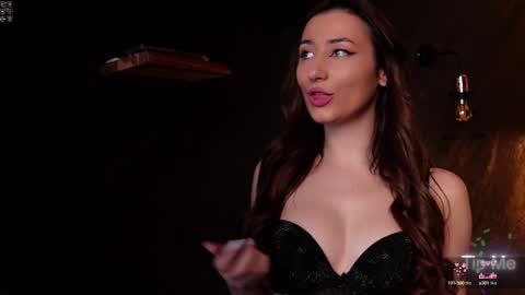 IsoldeBliss online show from January 16, 2025, 1:04 pm