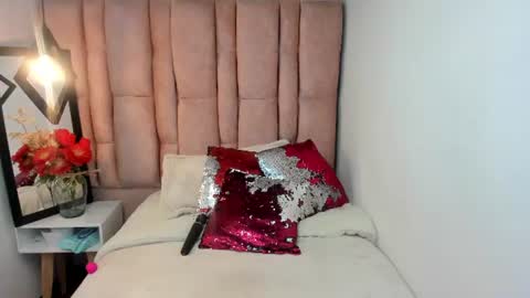 Snapshot of issa_milf__ chatting on July 17, 2026, 1:51 pm ISSA MILF online show from July 17, 2026, 1:51 pm