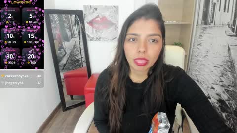 Snapshot of issa_nassar chatting on January 7, 2025, 4:27 pm Issa online show from January 7, 2025, 4:27 pm