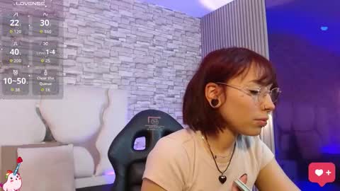 Snapshot of issa_tay1 chatting on October 20, 2025, 7:47 pm Issa online show from October 20, 2025, 7:47 pm