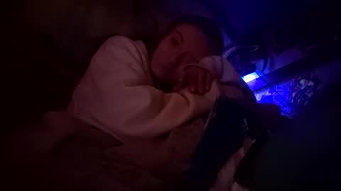 Snapshot of issyamazin667 chatting on December 5, 2025, 12:36 pm Girlnextdoor online show from December 5, 2025, 12:36 pm