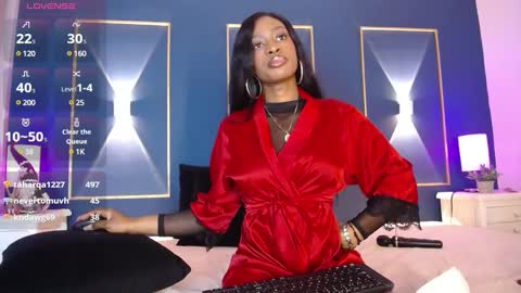 Snapshot of issyrosse chatting on January 11, 2025, 3:09 pm Isabelle online show from January 11, 2025, 3:09 pm