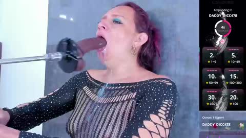 Snapshot of issys_milf chatting on September 27, 2025, 11:48 am ISSYS online show from September 27, 2025, 11:48 am