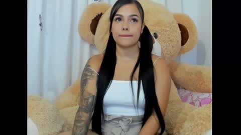 Snapshot of itahisa_sweet chatting on September 12, 2025, 12:00 am Itahisa sweet online show from September 12, 2025, 12:00 am