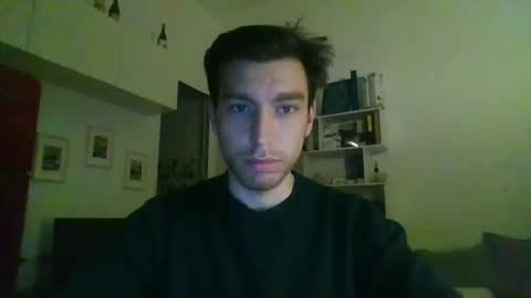 Snapshot of italian_boy_22 chatting on January 28, 2025, 10:45 pm italian_boy_22 online show from January 28, 2025, 10:45 pm
