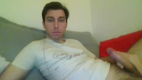 Snapshot of italian_boy_22 chatting on February 10, 2025, 9:04 pm italian_boy_22 online show from February 10, 2025, 9:04 pm