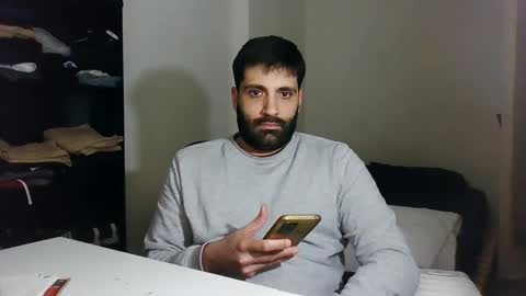 italianboybcn online show from January 18, 2025, 12:13 am