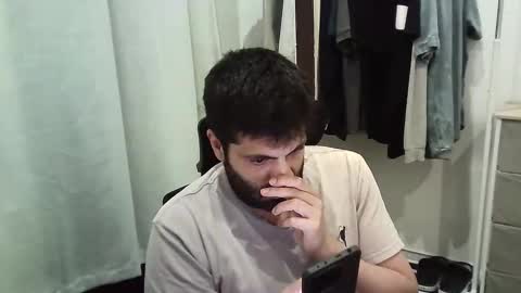 italianboybcn online show from September 14, 2025, 7:24 pm