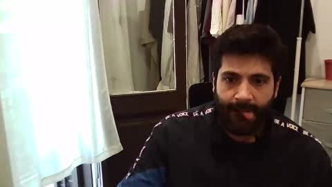 italianboybcn online show from October 3, 2025, 6:54 am