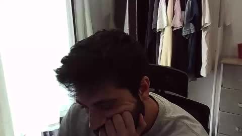 italianboybcn online show from October 6, 2025, 10:12 am