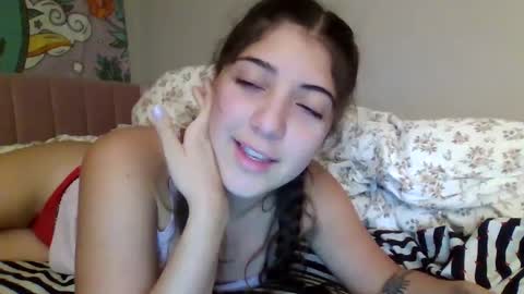 ItalianKitty online show from October 13, 2025, 4:56 am