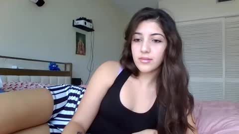 ItalianKitty online show from May 24, 2026, 9:42 pm