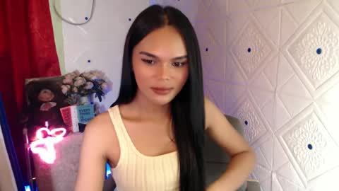 Snapshot of itgirl_cathy chatting on January 25, 2025, 10:18 pm CathCathy online show from January 25, 2025, 10:18 pm