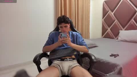 ithan_hot online show from July 12, 2026, 4:36 am