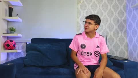 Ithan and Friends online show from January 8, 2025, 1:31 pm