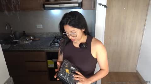 Jessi online show from October 29, 2025, 8:43 pm