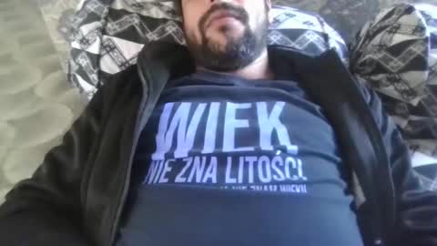 its_me_2323 online show from April 6, 2026, 4:57 am