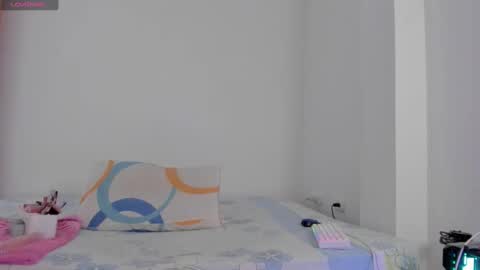 Miley hurtado online show from October 21, 2025, 1:23 pm