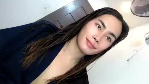 Snapshot of its_me_vanesa chatting on November 16, 2025, 10:10 am its_me_vanesa online show from November 16, 2025, 10:10 am