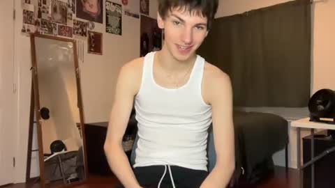 Snapshot of its_rowan chatting on November 19, 2025, 2:55 am Rowan online show from November 19, 2025, 2:55 am