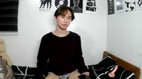 its_saya online show from May 1, 2026, 6:45 pm
