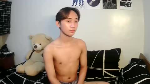 its_saya online show from May 11, 2026, 3:12 am