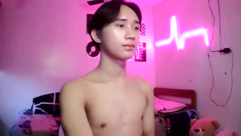 its_saya online show from June 7, 2026, 2:37 am