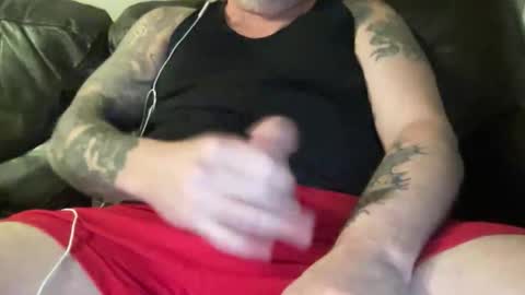 Snapshot of itsallover2 chatting on March 23, 2026, 12:20 pm itsallover2 online show from March 23, 2026, 12:20 pm