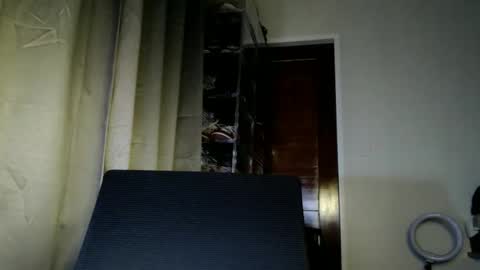 Candy online show from November 19, 2025, 8:09 pm