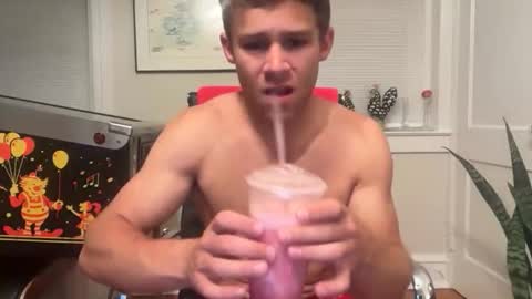 danielriversvip online show from May 19, 2026, 12:38 am