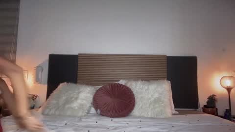 Snapshot of itskassielee chatting on February 17, 2026, 2:52 am itskassielee online show from February 17, 2026, 2:52 am