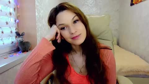 itslunaday online show from February 12, 2025, 2:54 pm