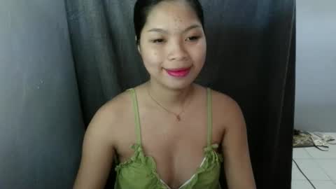 Snapshot of itsme_yourgurlliza chatting on May 29, 2026, 5:27 am LIZA online show from May 29, 2026, 5:27 am