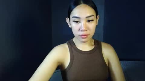 itsmehotqueen online show from June 11, 2026, 1:27 am