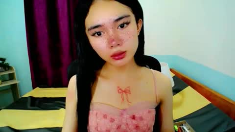 itsmeloveypinay online show from November 3, 2025, 2:18 pm