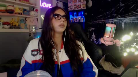 Snapshot of itsnickibabyy chatting on January 15, 2025, 10:46 pm Nicki Foxx online show from January 15, 2025, 10:46 pm