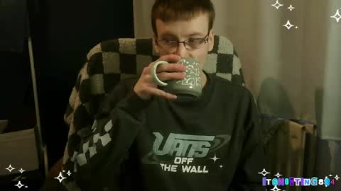 Snapshot of itsnotting834 chatting on May 12, 2026, 7:33 pm online show from May 12, 2026, 7:33 pm