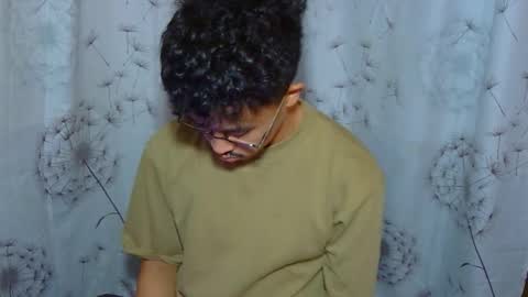 Snapshot of itsyour_asianboy chatting on October 11, 2025, 11:31 am just call me francis online show from October 11, 2025, 11:31 am