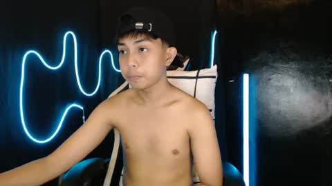 Snapshot of itsyourcummerboy_xx chatting on July 14, 2026, 7:46 am Kyle online show from July 14, 2026, 7:46 am