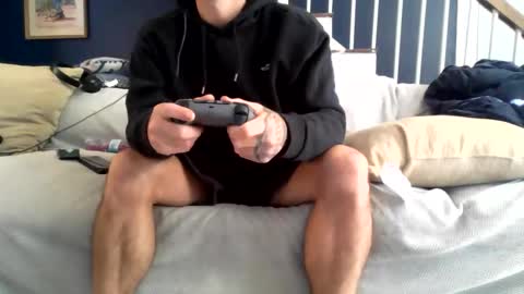 Itzmeebabyy online show from December 2, 2025, 7:20 pm