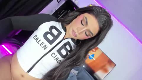 Snapshot of ivan_standford chatting on February 19, 2026, 12:06 am y online show from February 19, 2026, 12:06 am